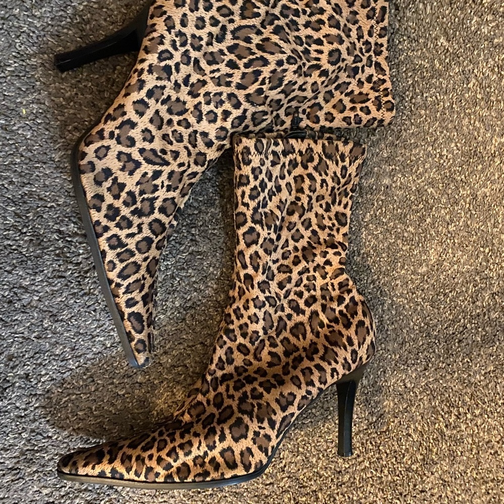 Leopard HEELED BOOTS